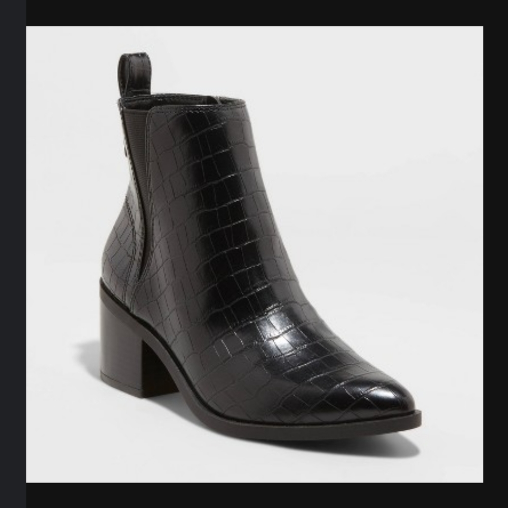 Chelsea boots